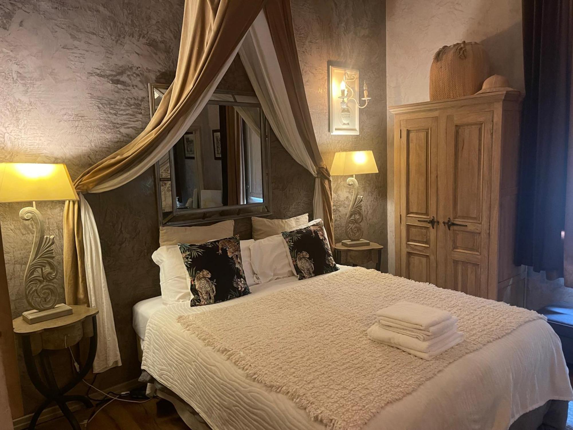 Les Chambres De Amelie B&B Bologna Eksteriør bilde