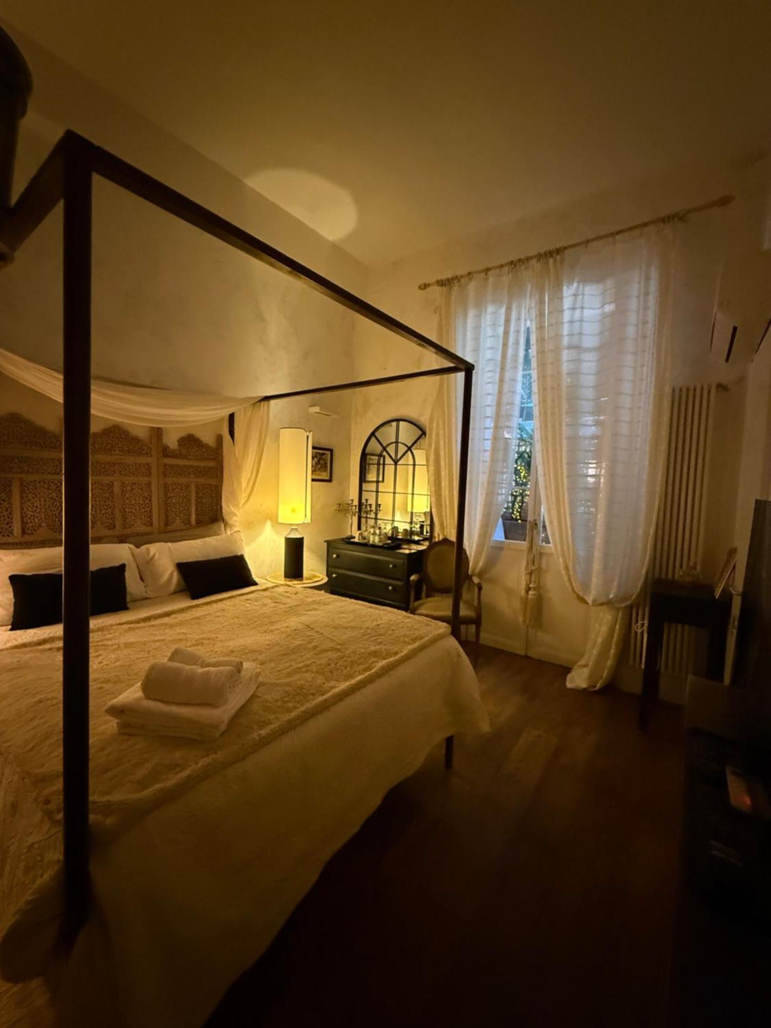 Les Chambres De Amelie B&B Bologna Eksteriør bilde