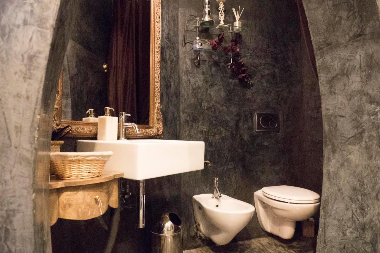Les Chambres De Amelie B&B Bologna Eksteriør bilde